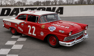 Fireball Roberts racing a NASCAR stock car